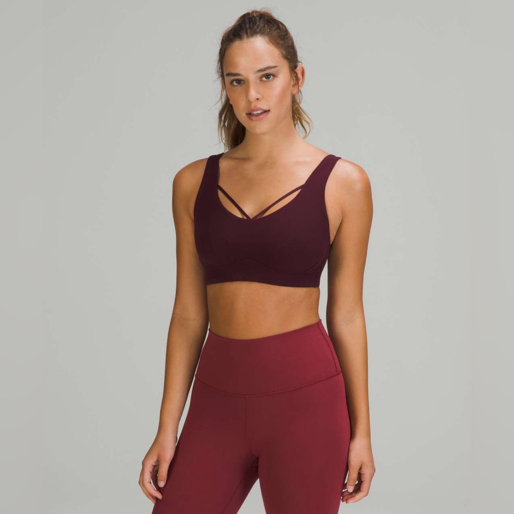 NWT Lululemon Strappy Nulu Yoga Bra *Light Support, C/D Cup Cassis